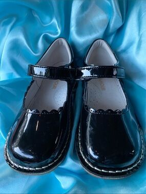 L’amour Black Patent Mary Jane Dress Shoes